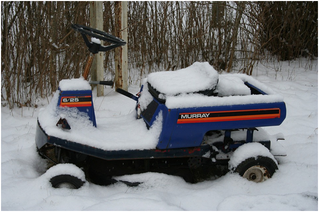 a-guide-to-putting-your-lawn-mower-away-for-the-winter